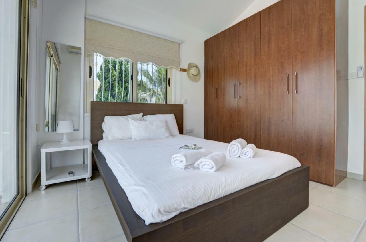 Blue Sea Villa Protaras Exterior photo